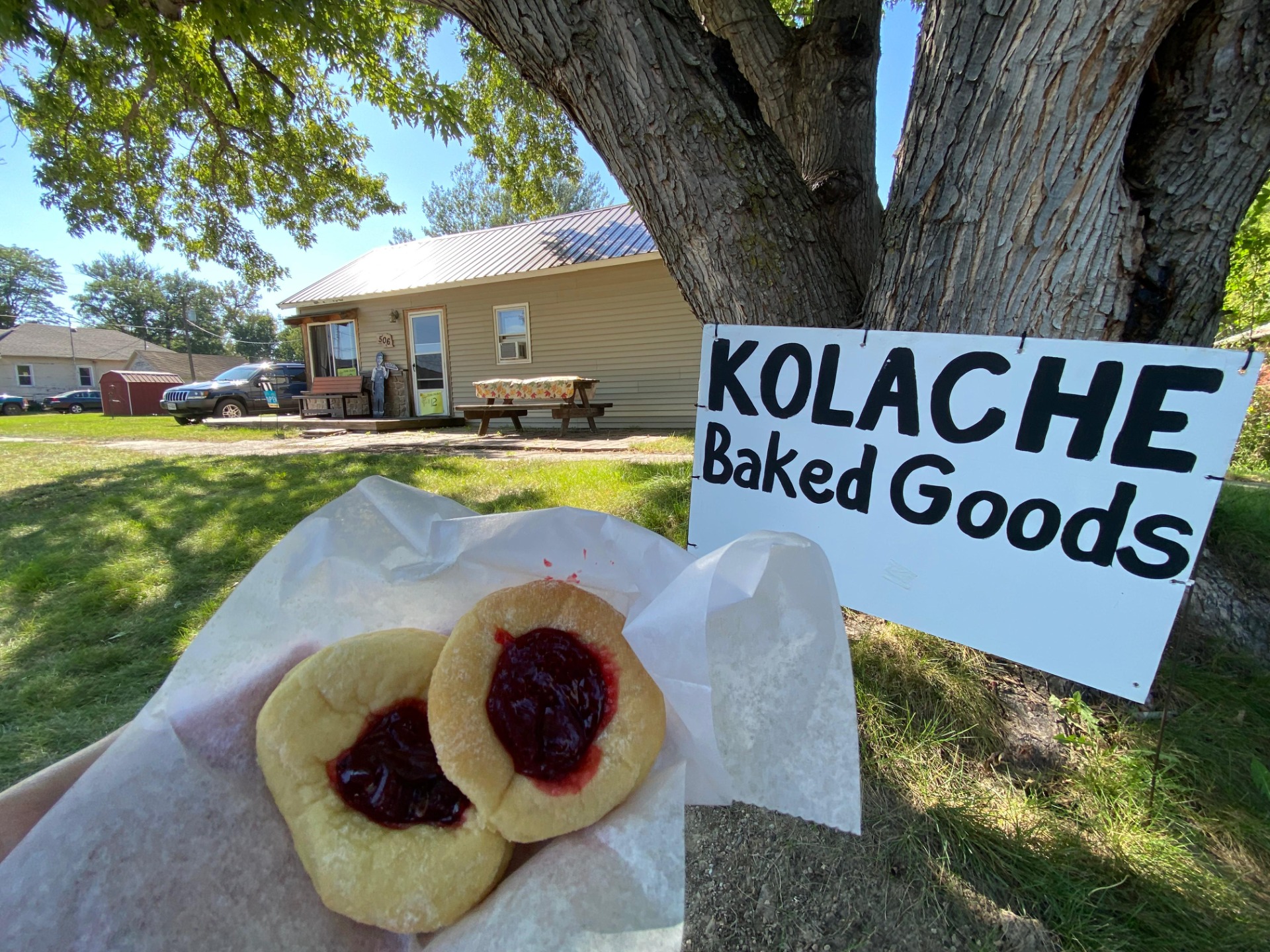 . . . to Kolaches😍."